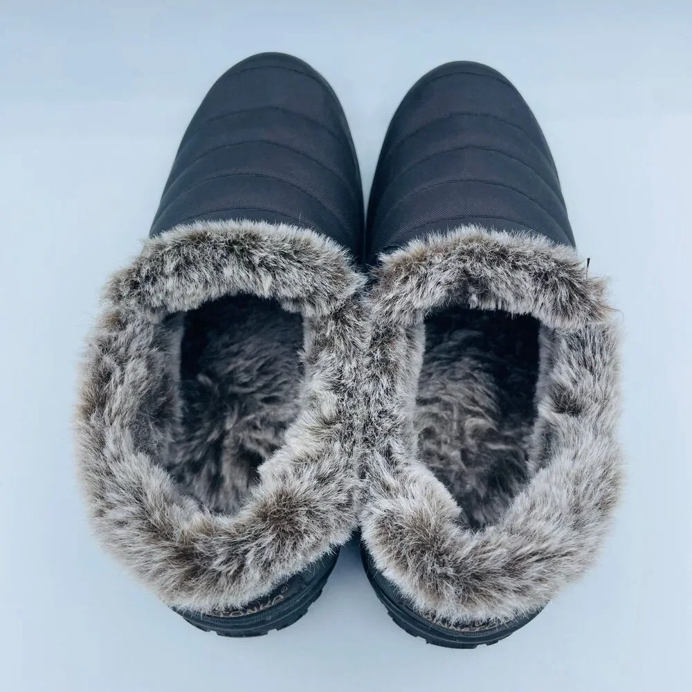 Minnetonka Black Quilted Clog Shoes Faux Fur Lined Outdoor Sole Women's 7